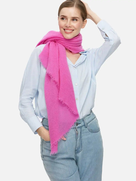 Fuchsia CloudPuff Cashmere Scarf